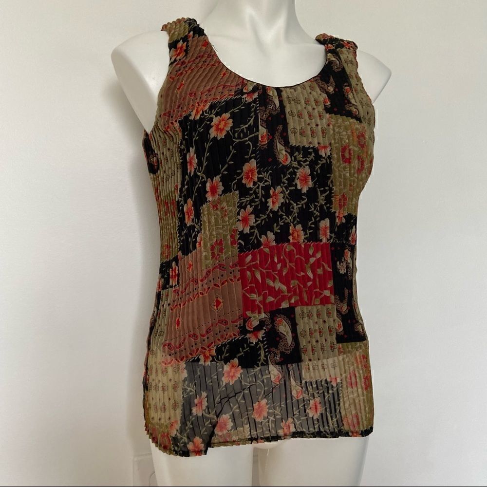 Y2K Pleated Mesh Texture Patchwork Tank top - Picture 4 of 8